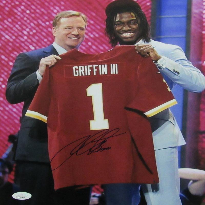 Robert Griffin III Autographed 11×14 Photo Washington Redskins JSA