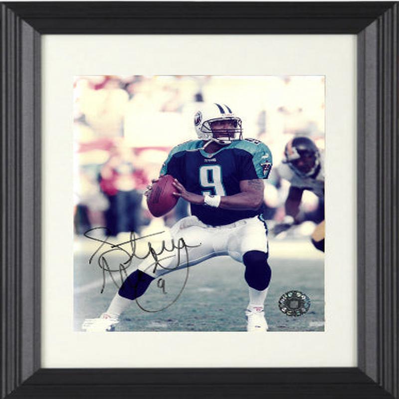 Steve McNair signed Tennessee Titans NFL 8x10 Photo #9 Custom Framing - Beckett Review (Air McNair/1999 AFC Champs)