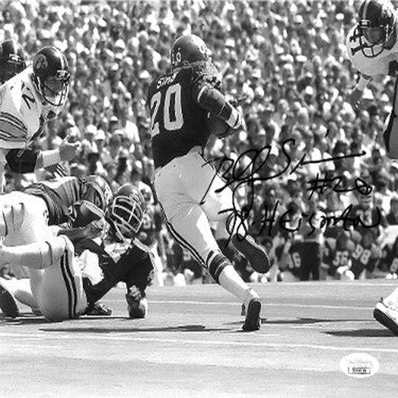 Billy Sims signed Oklahoma Sooners B&W 8×10 Photo #20 78 Heisman- JSA Hologram